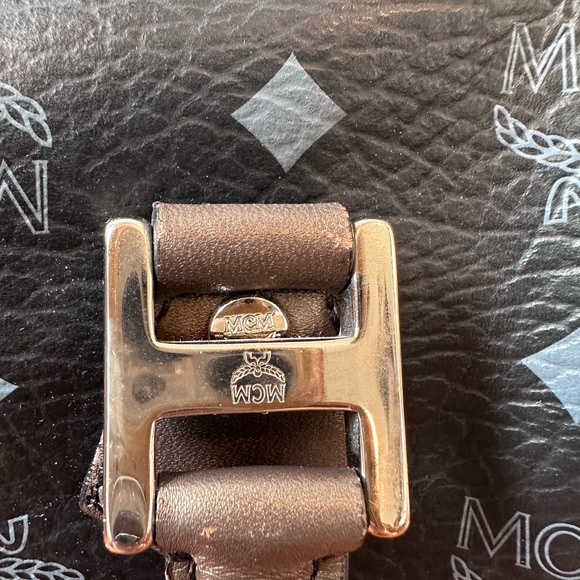 MCM Visetos Princess Lion Leather Boston Bag - Picture 2 of 11